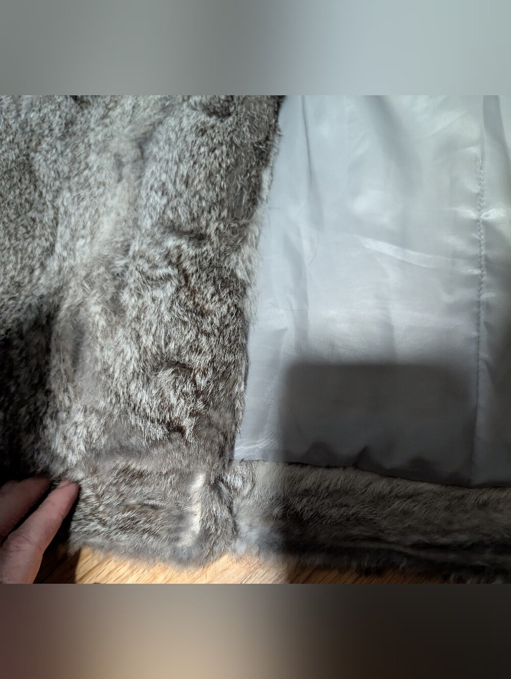 Danier Rabbit Fur Coat - Picture 8 of 9